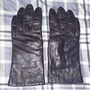Fownes Vintage Black Leather Gloves